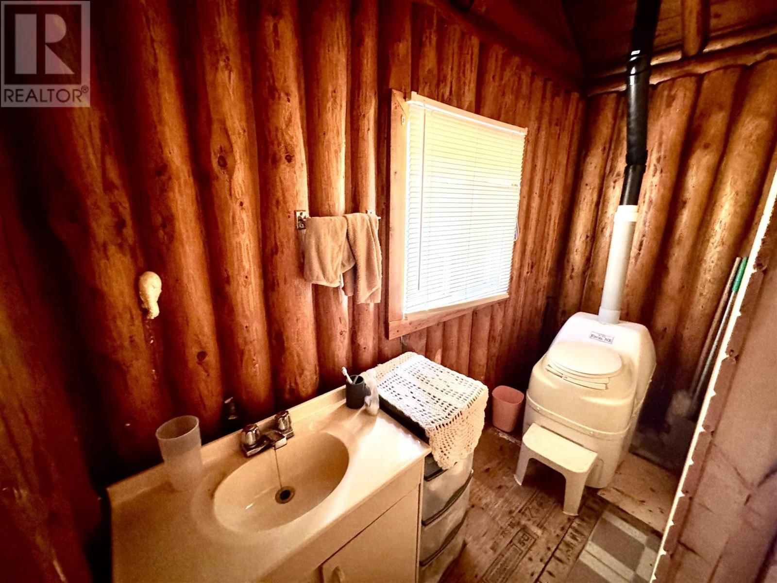 059 ANJIGAMI LAKE Image 19