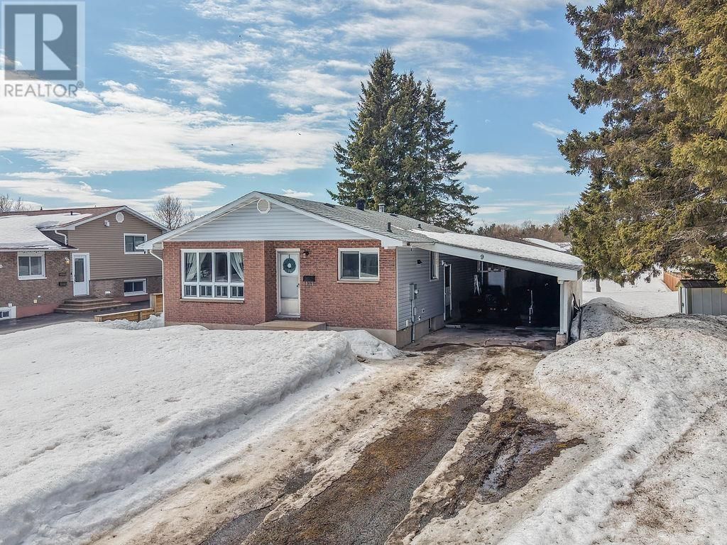 9 EAST DUNROBIN BAY Image 2