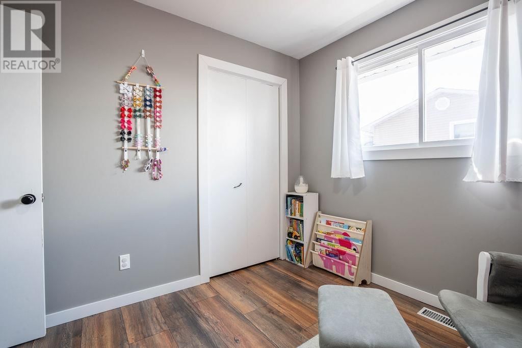 9 EAST DUNROBIN BAY Image 22