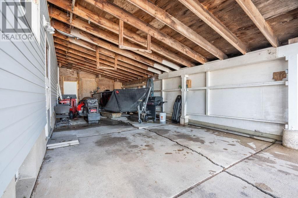 9 EAST DUNROBIN BAY Image 28