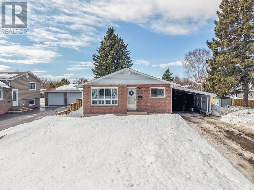 9 EAST DUNROBIN BAY Image 3