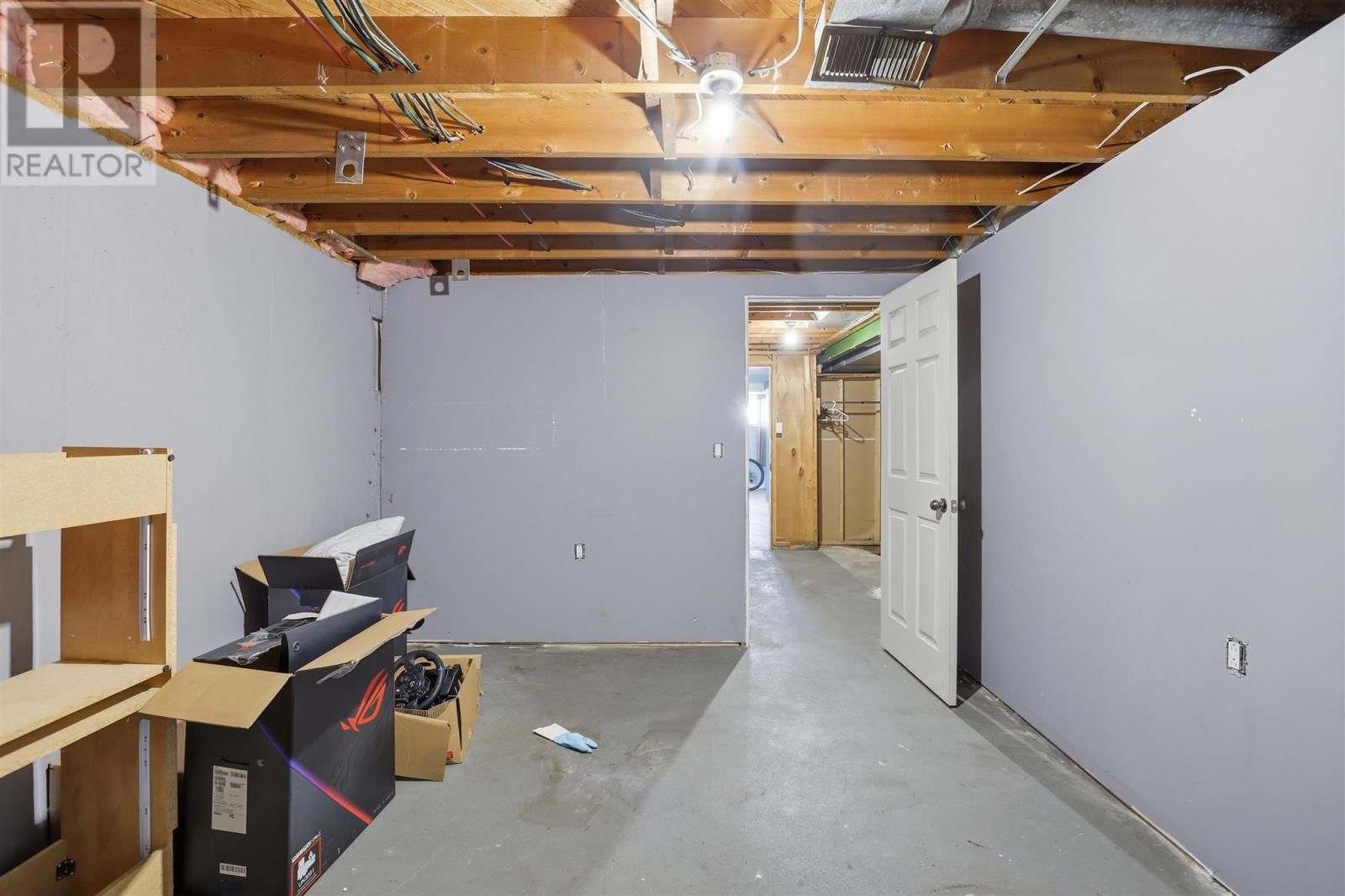 629 PLACID AVE Image 36