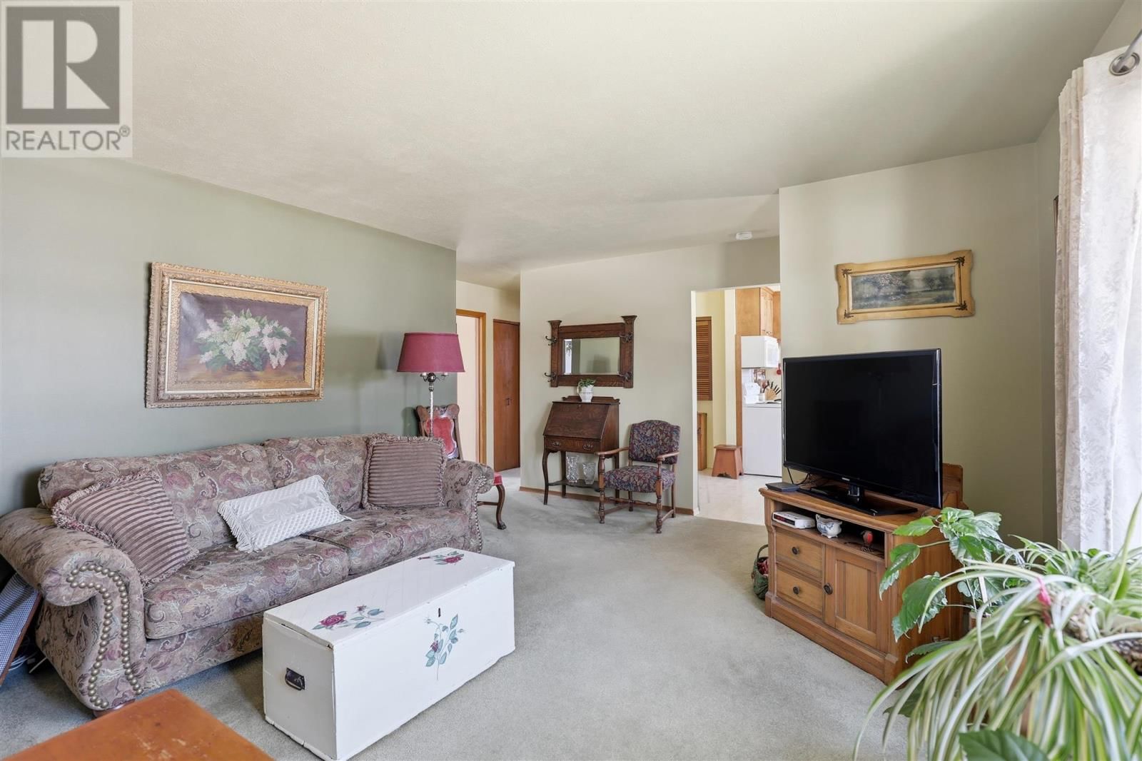 67 WAYNE CT Image 10