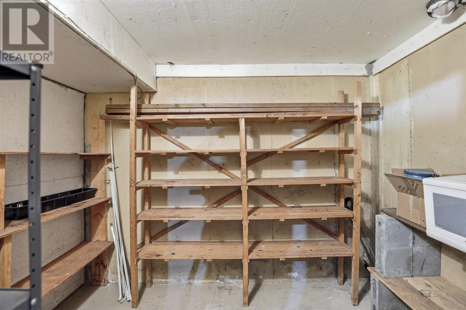 67 WAYNE CT Image 37