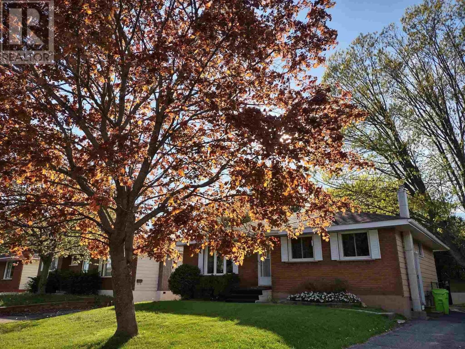 67 WAYNE CT Image 41