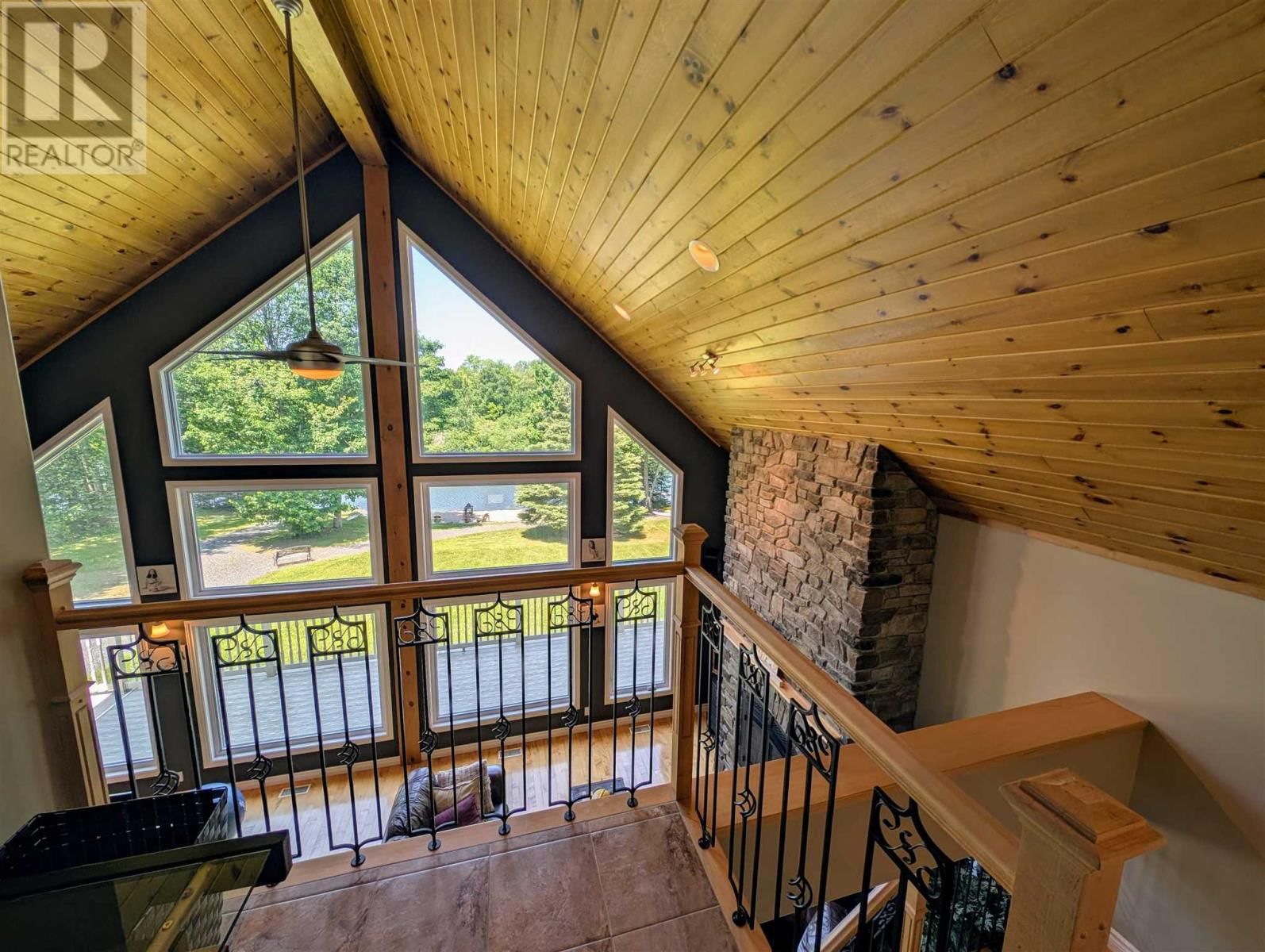 11 RIVER DR Image 26