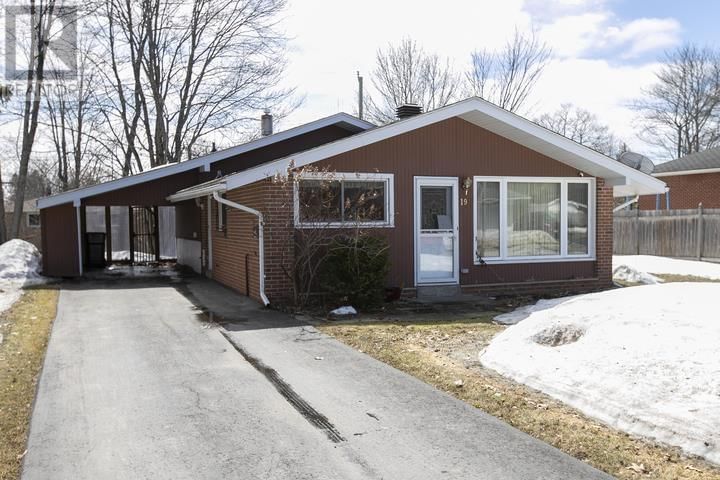 19 PASSMORE RD Image 1