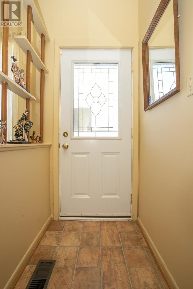 19 PASSMORE RD Image 16