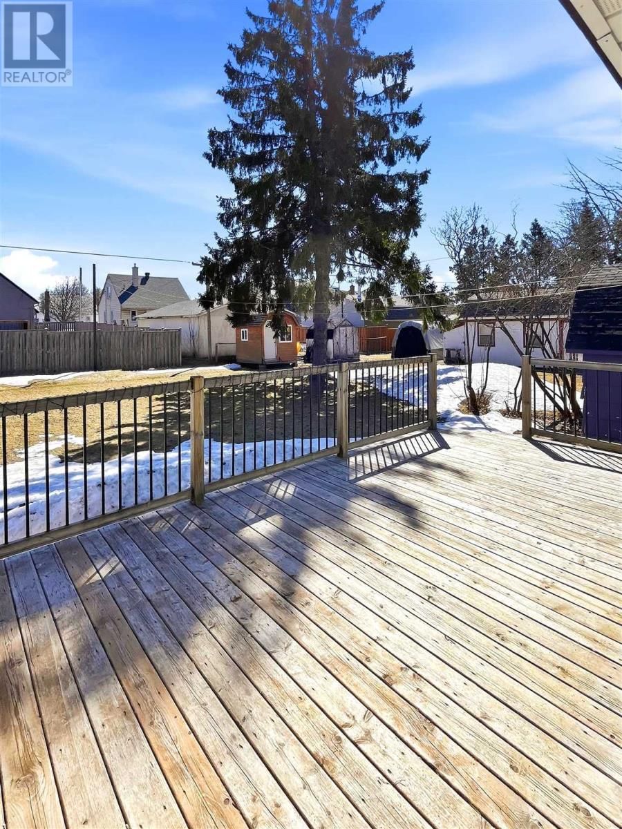 100 BRIEN AVE Image 17