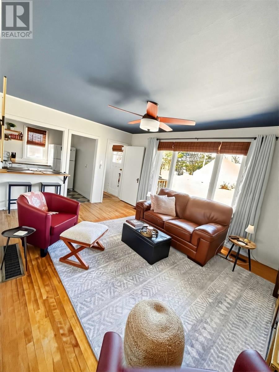 100 BRIEN AVE Image 4