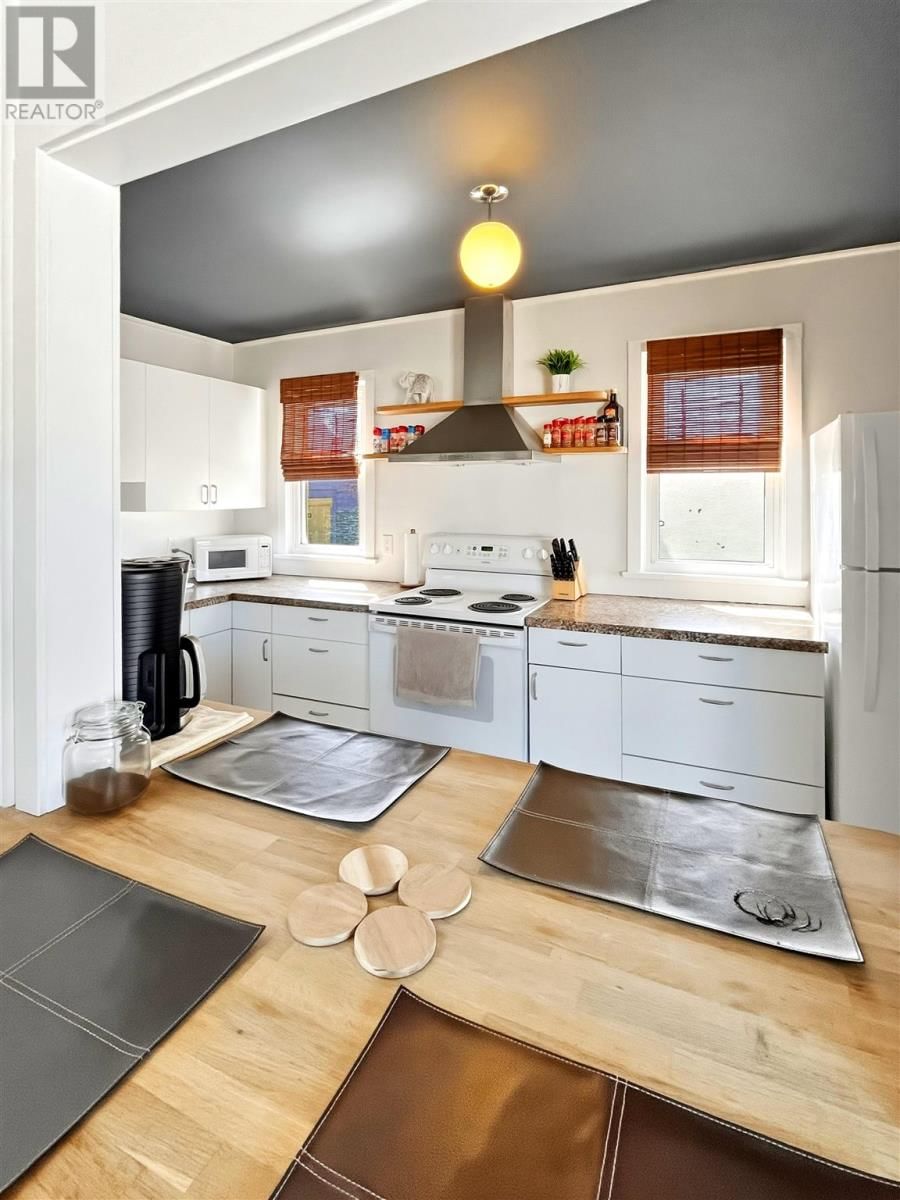 100 BRIEN AVE Image 6