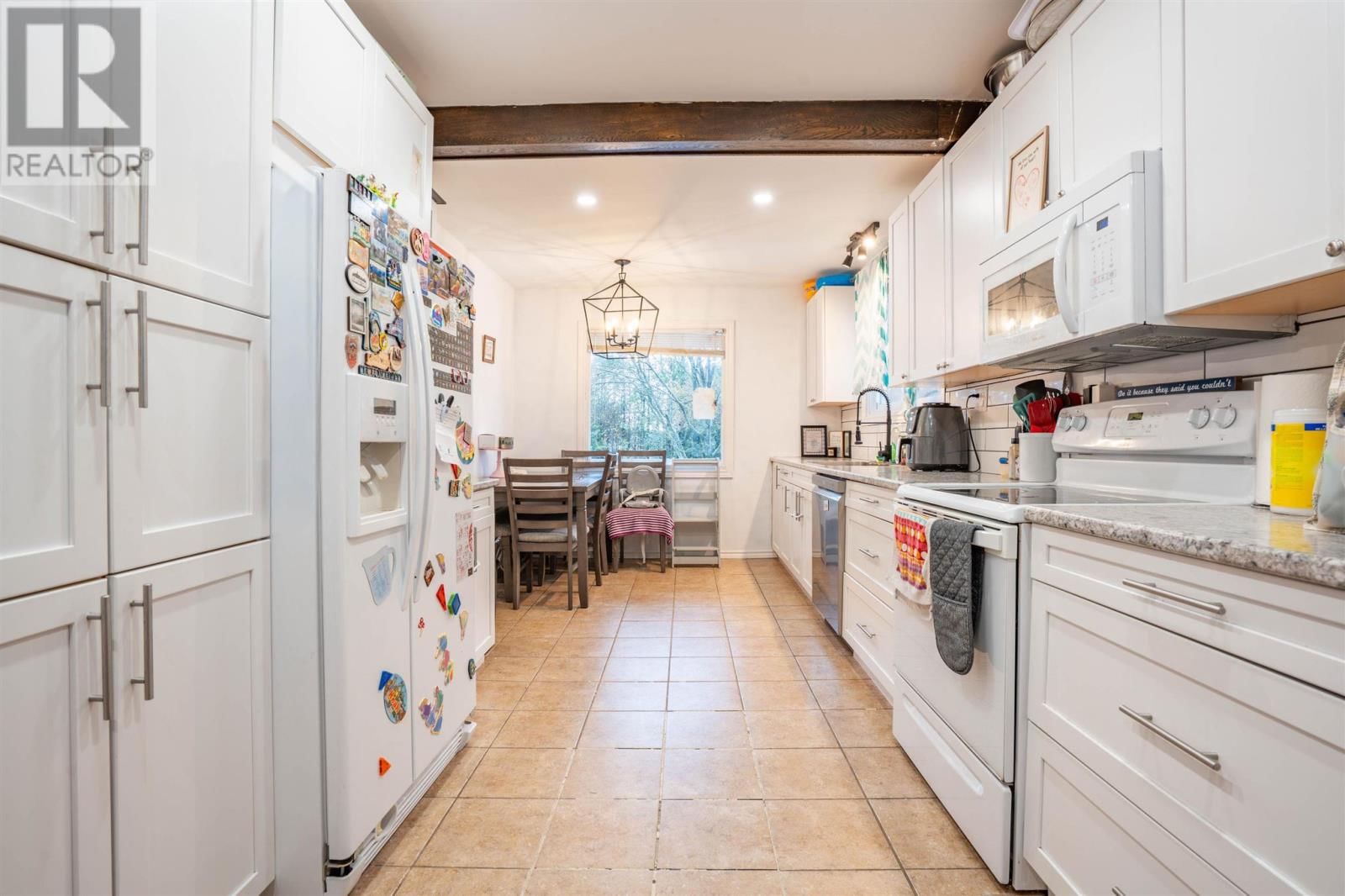 9 MARKET ST Image 14