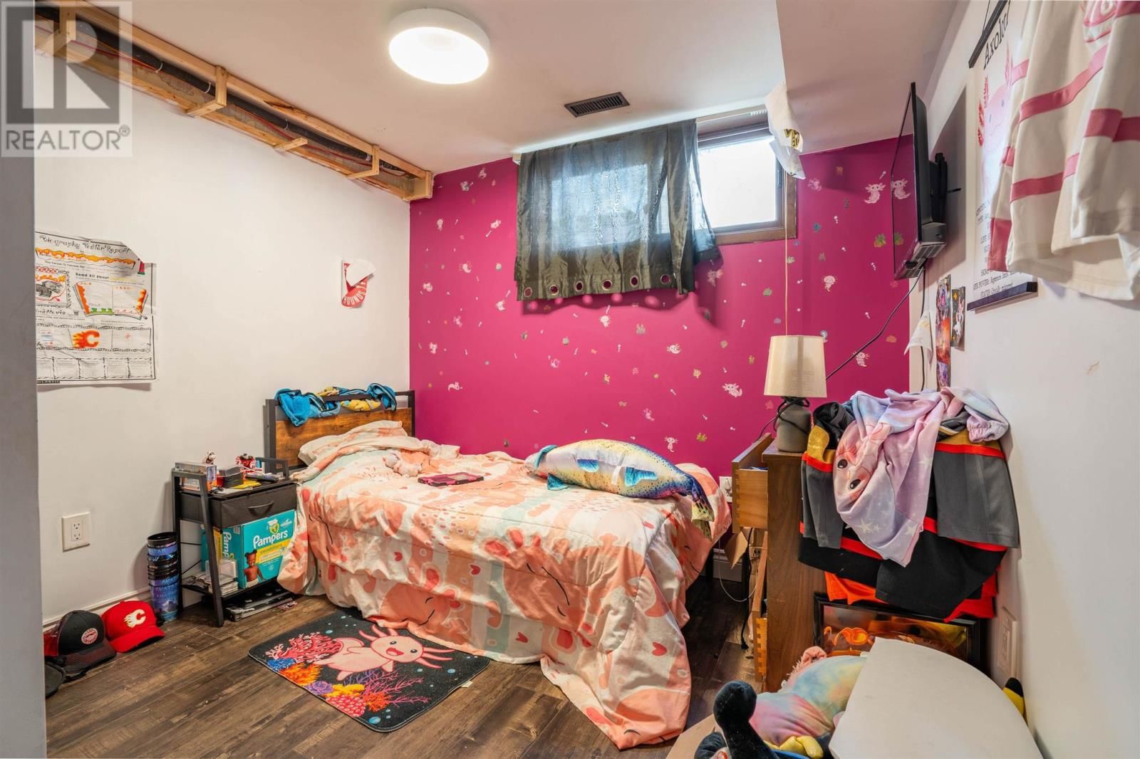 9 MARKET ST Image 28