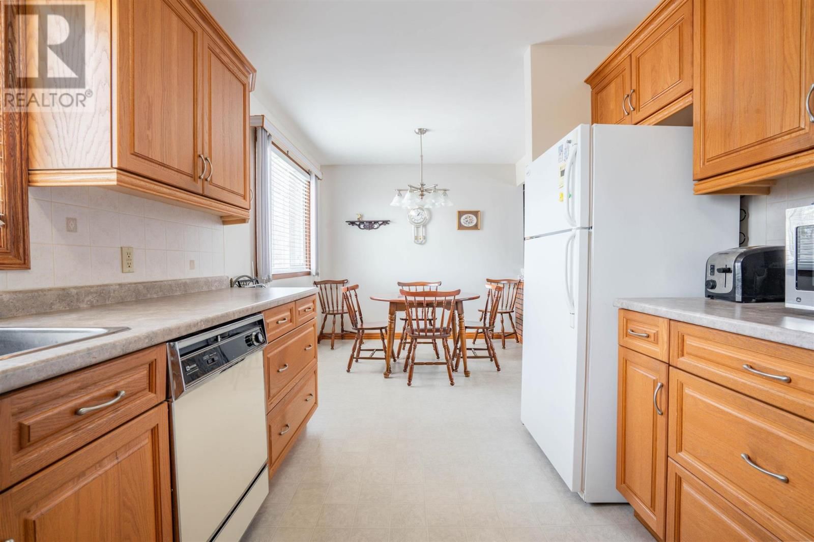 263 REID ST Image 13