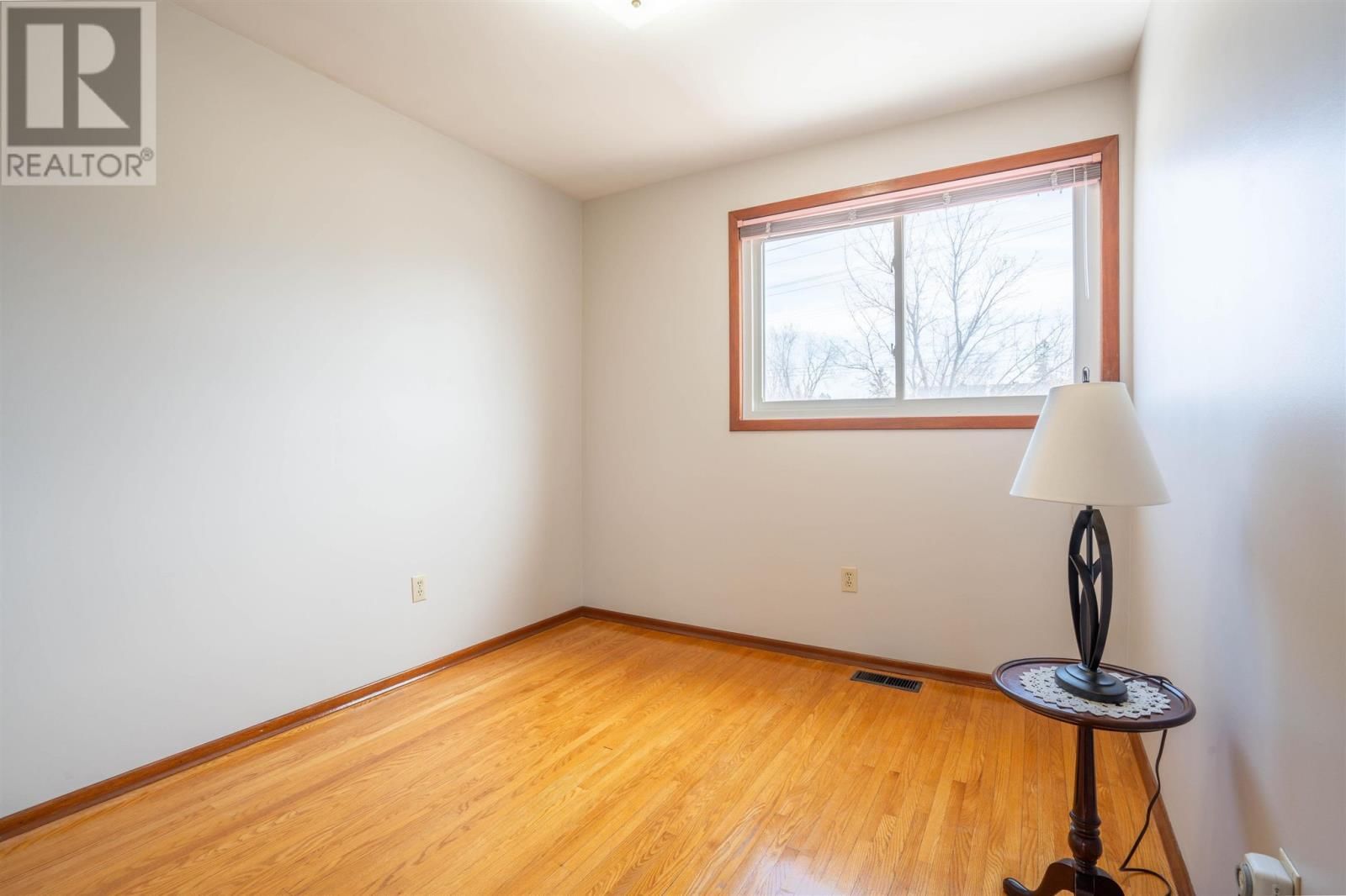 263 REID ST Image 21