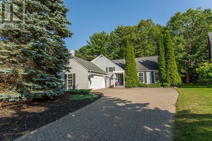 161 CADDY AVE Image 1