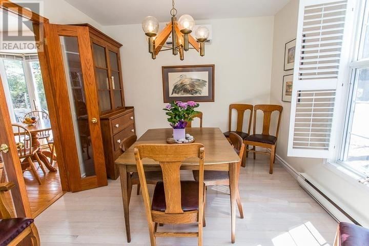 161 CADDY AVE Image 8