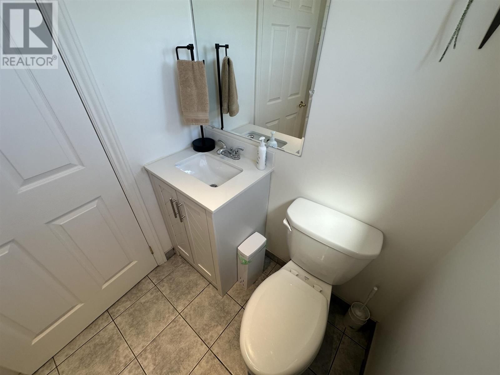 412 ALBERT ST Image 19