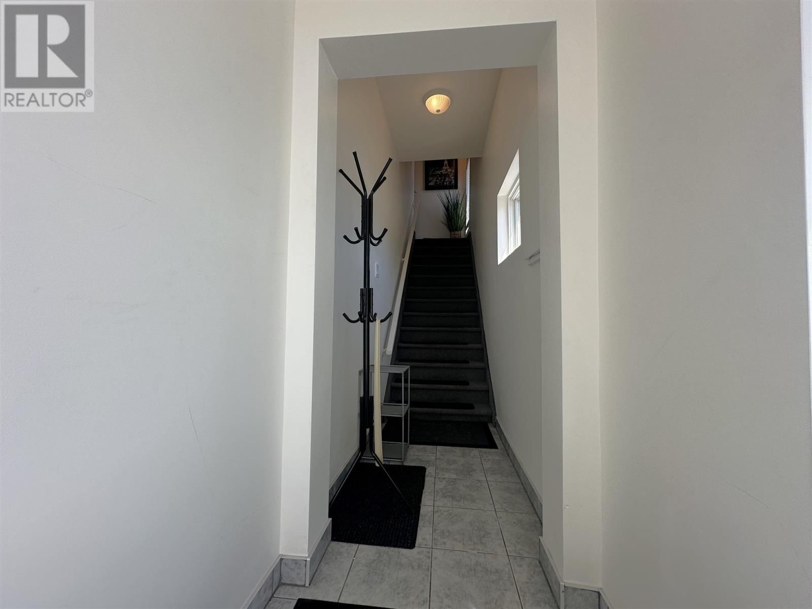 412 ALBERT ST Image 20