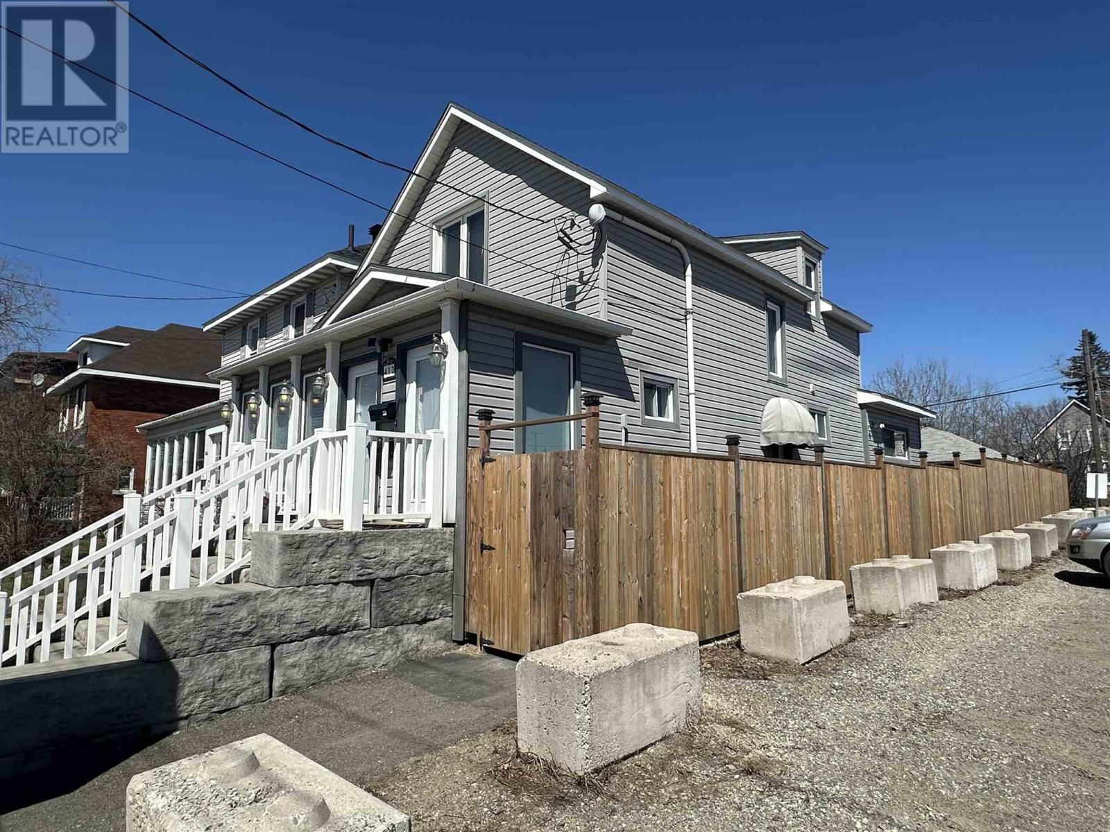 412 ALBERT ST Image 3