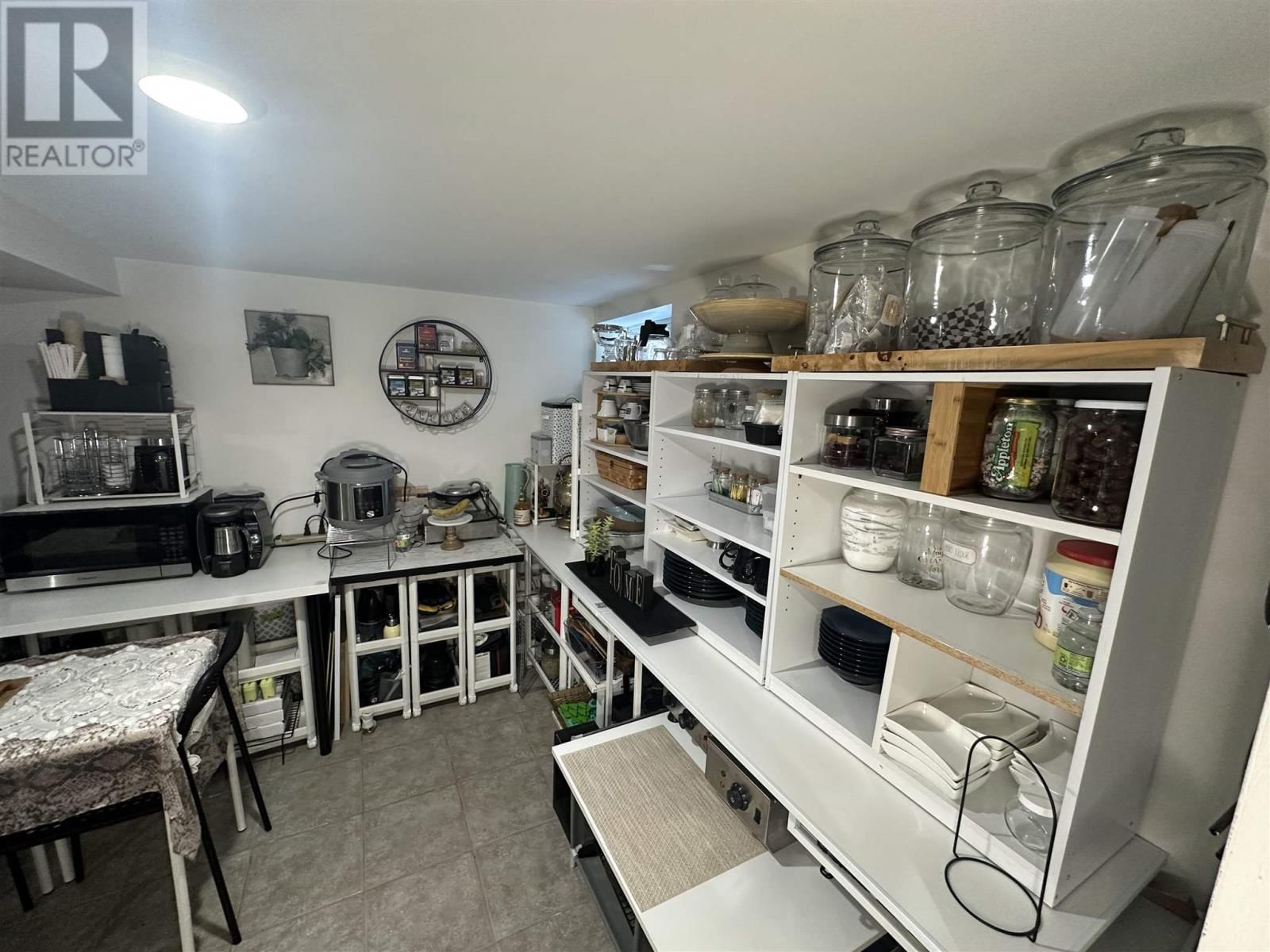 412 ALBERT ST Image 34