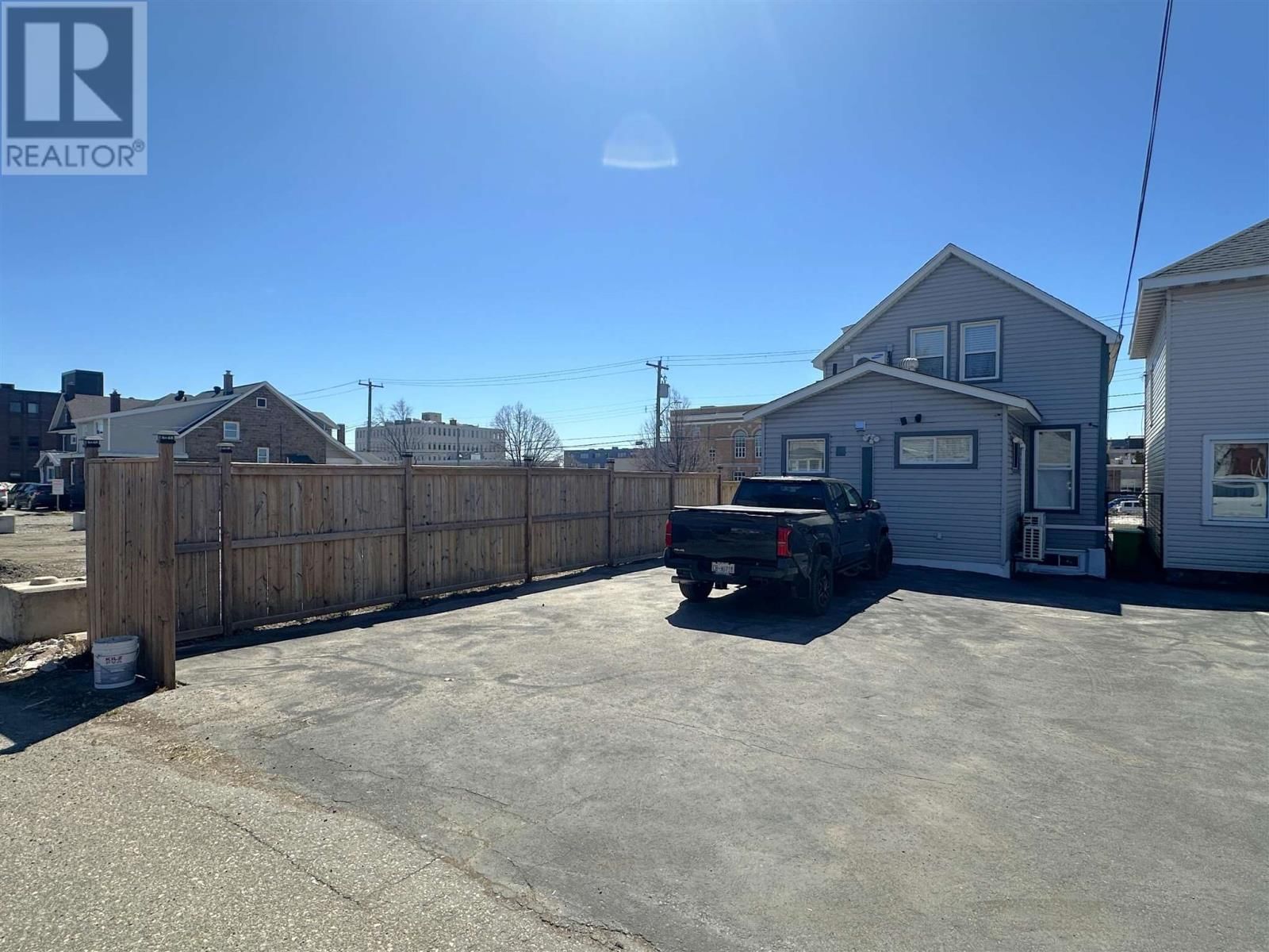 412 ALBERT ST Image 38