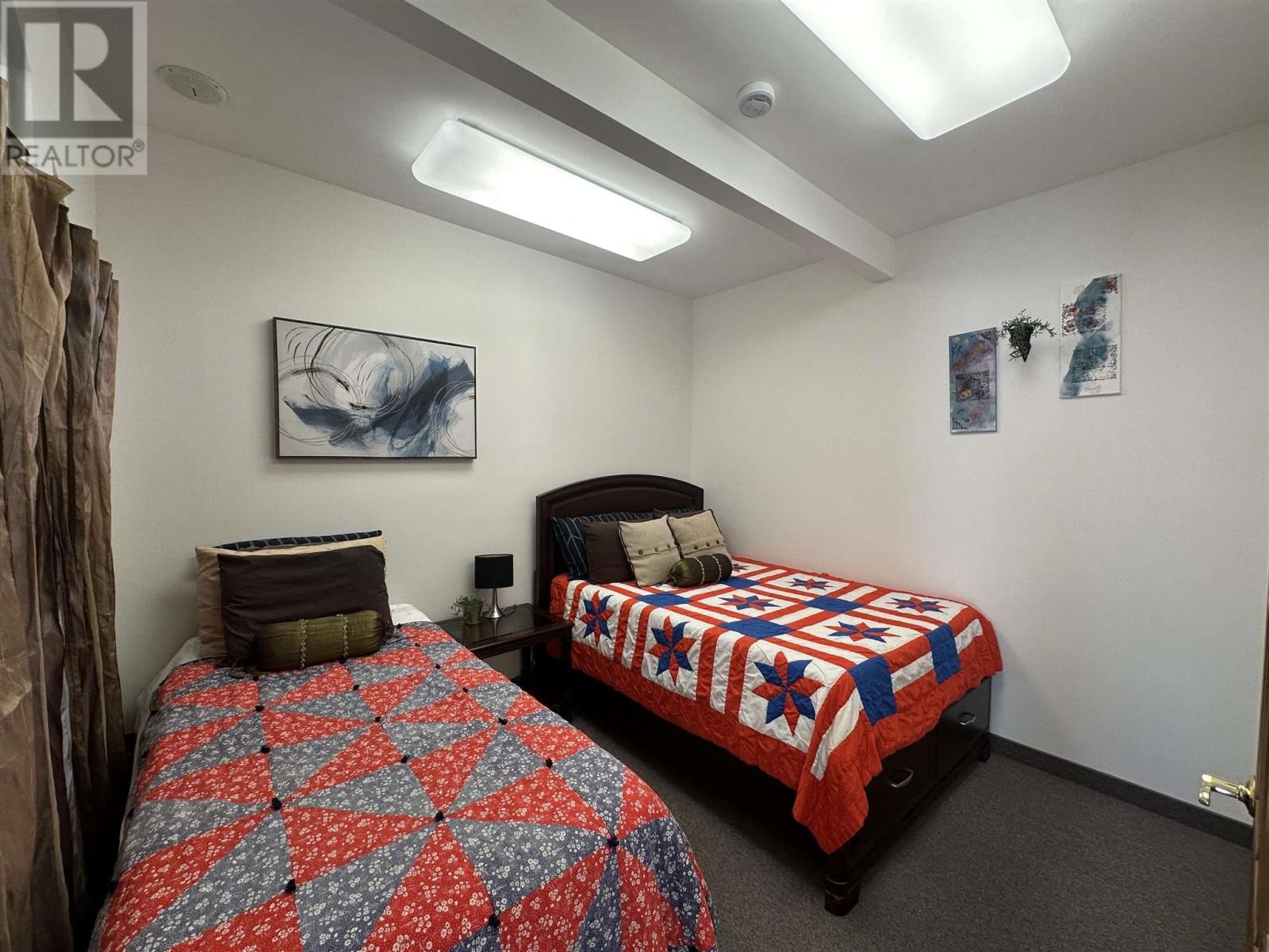 412 ALBERT ST Image 8