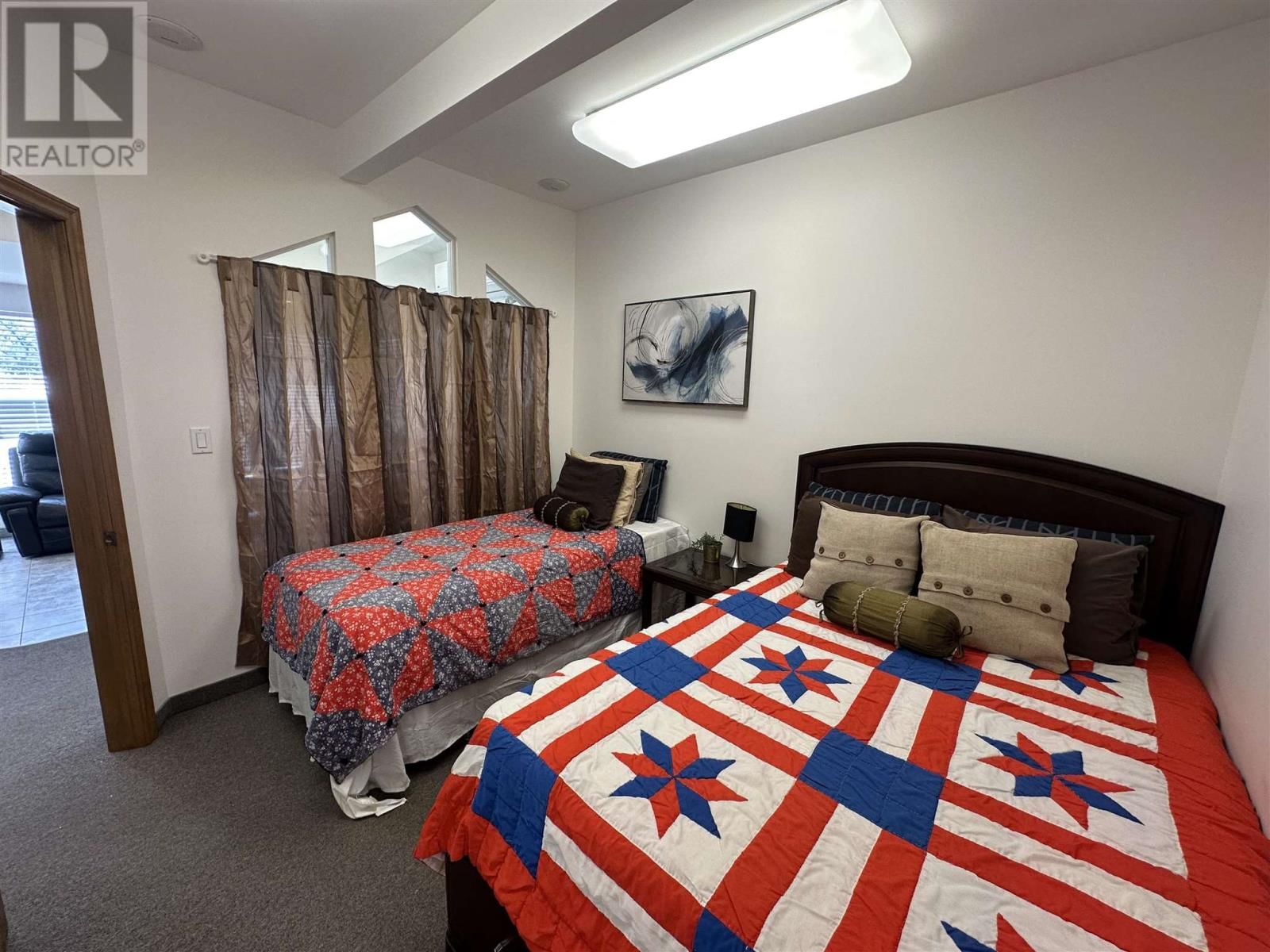 412 ALBERT ST Image 9