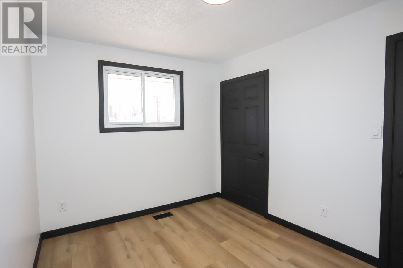 35 POZZEBON CRES Image 14