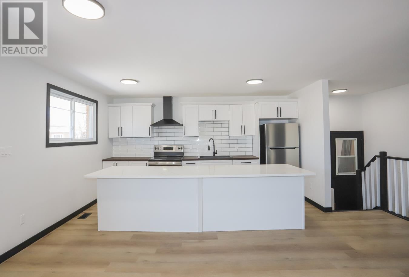 35 POZZEBON CRES Image 4