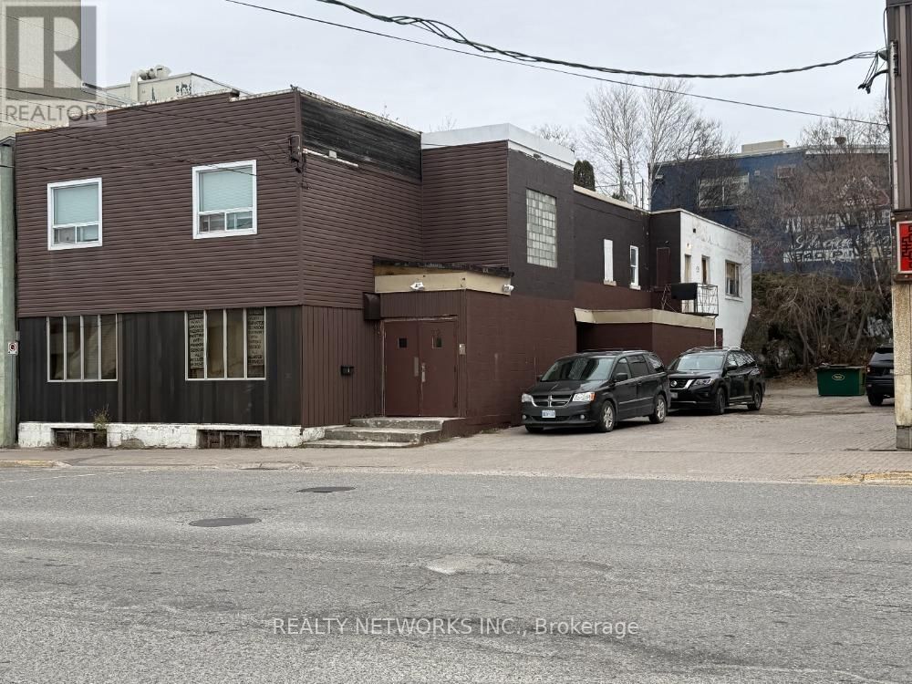 32 MOUNTJOY STREET SOUTH Image 1