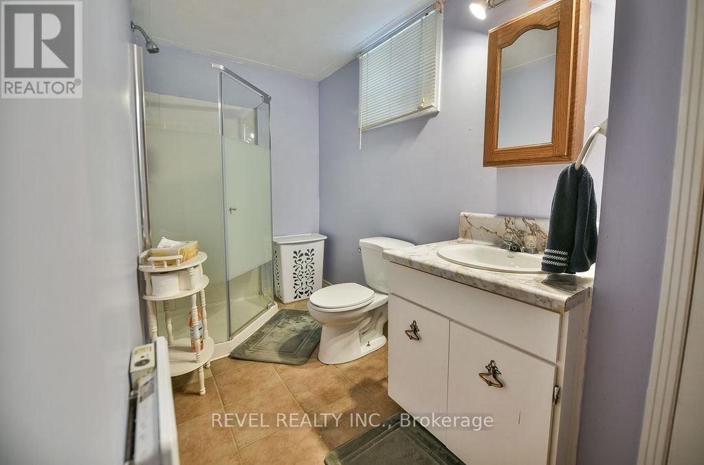 174 ROYALE STREET Image 37