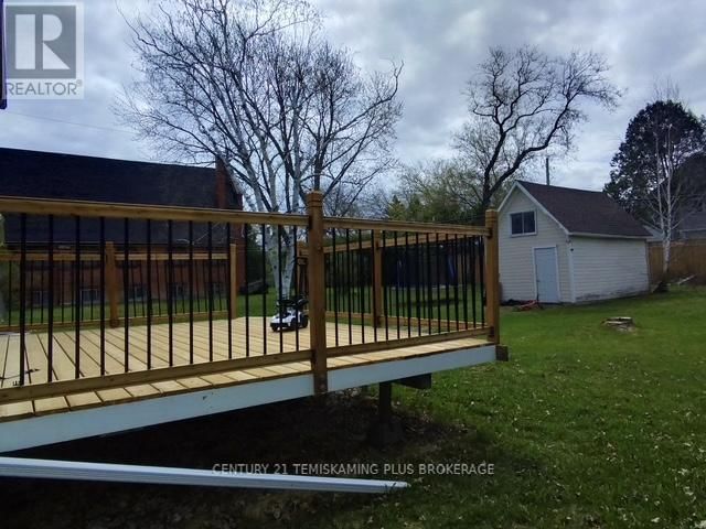 164 WHITEWOOD AVENUE WEST Image 31