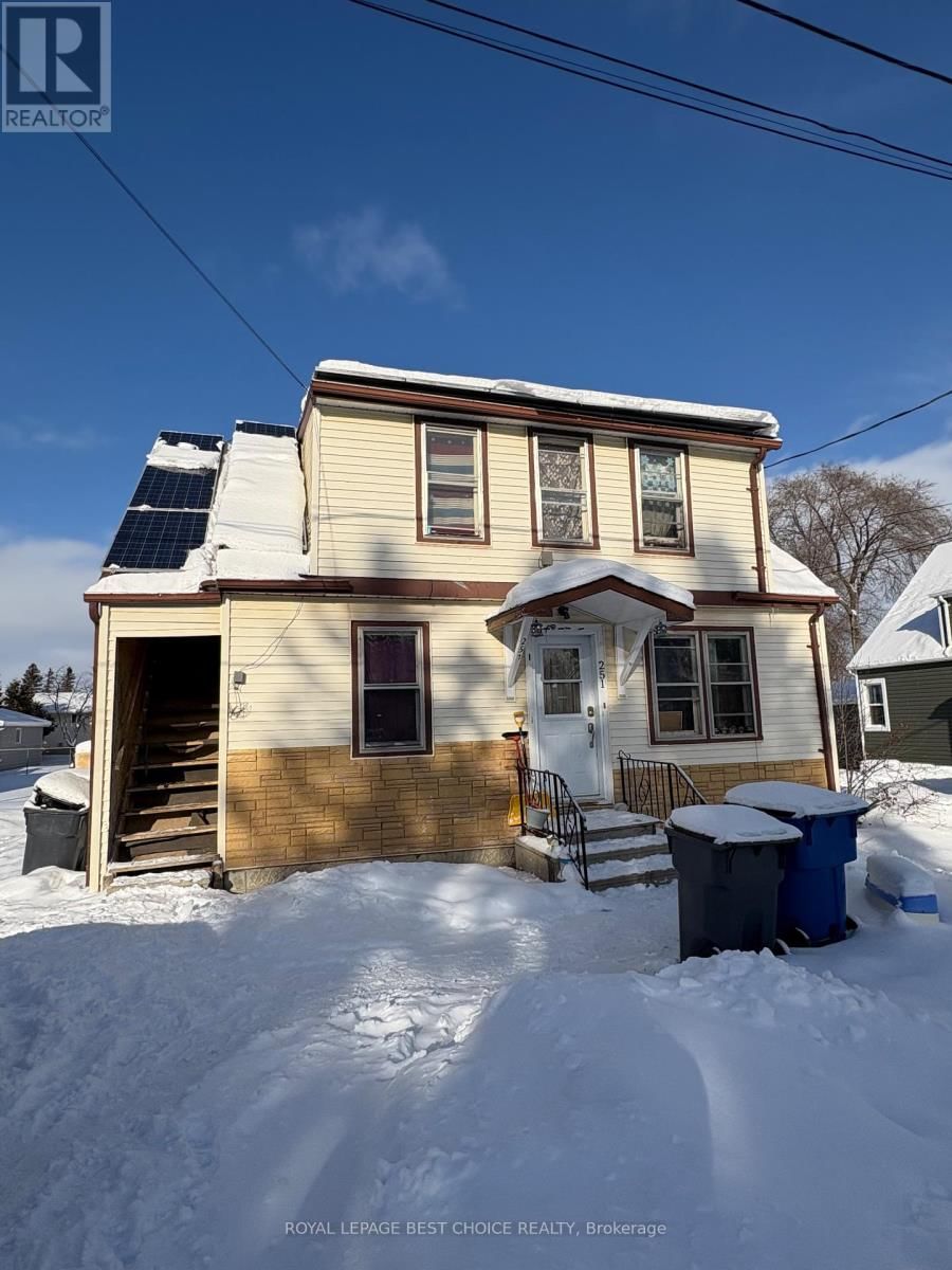 251 AGNES AVENUE WEST Image 1