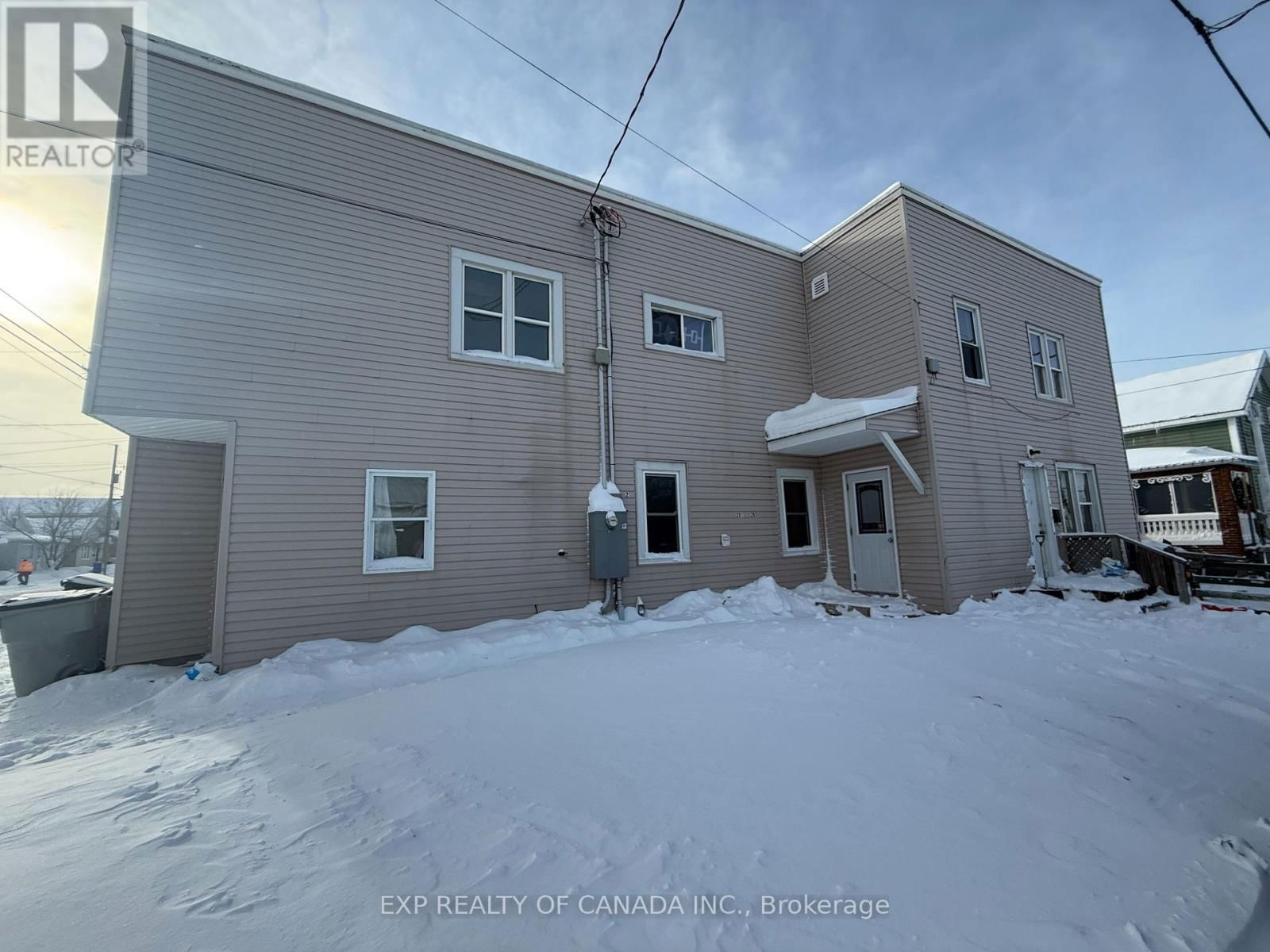 201-203 BALSAM STREET SOUTH Image 2
