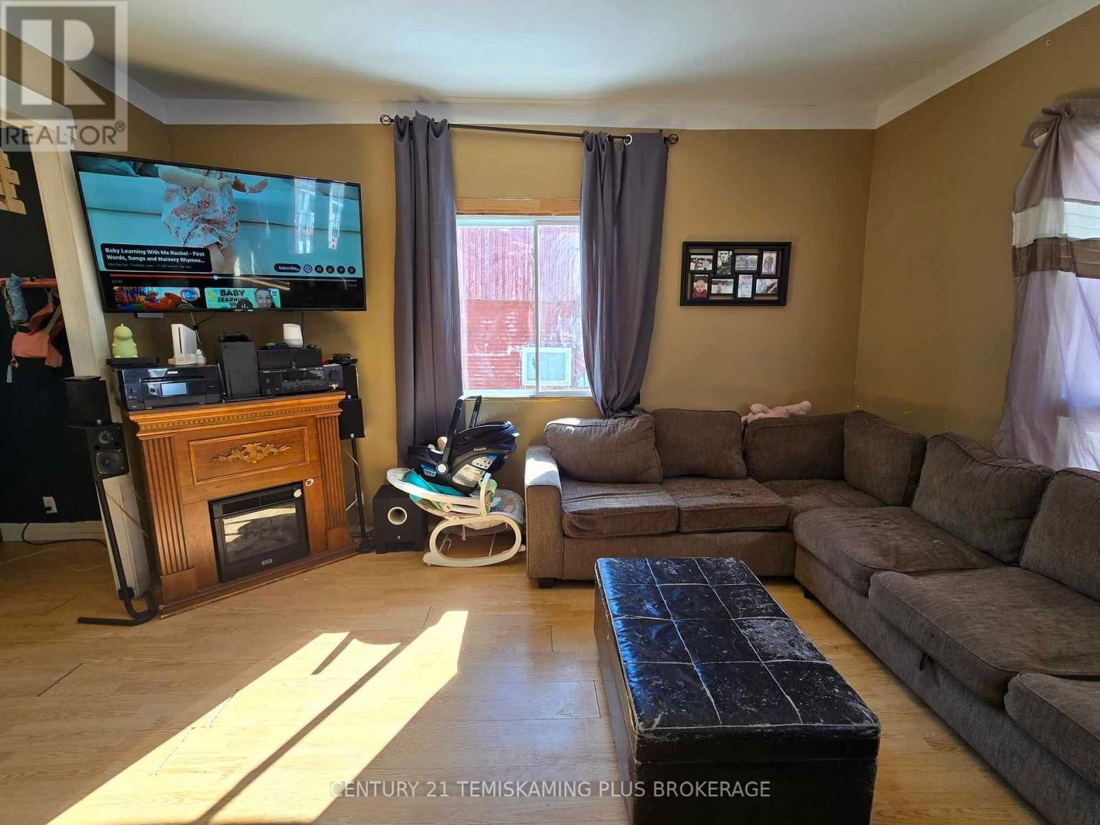53 COBALT STREET Image 13