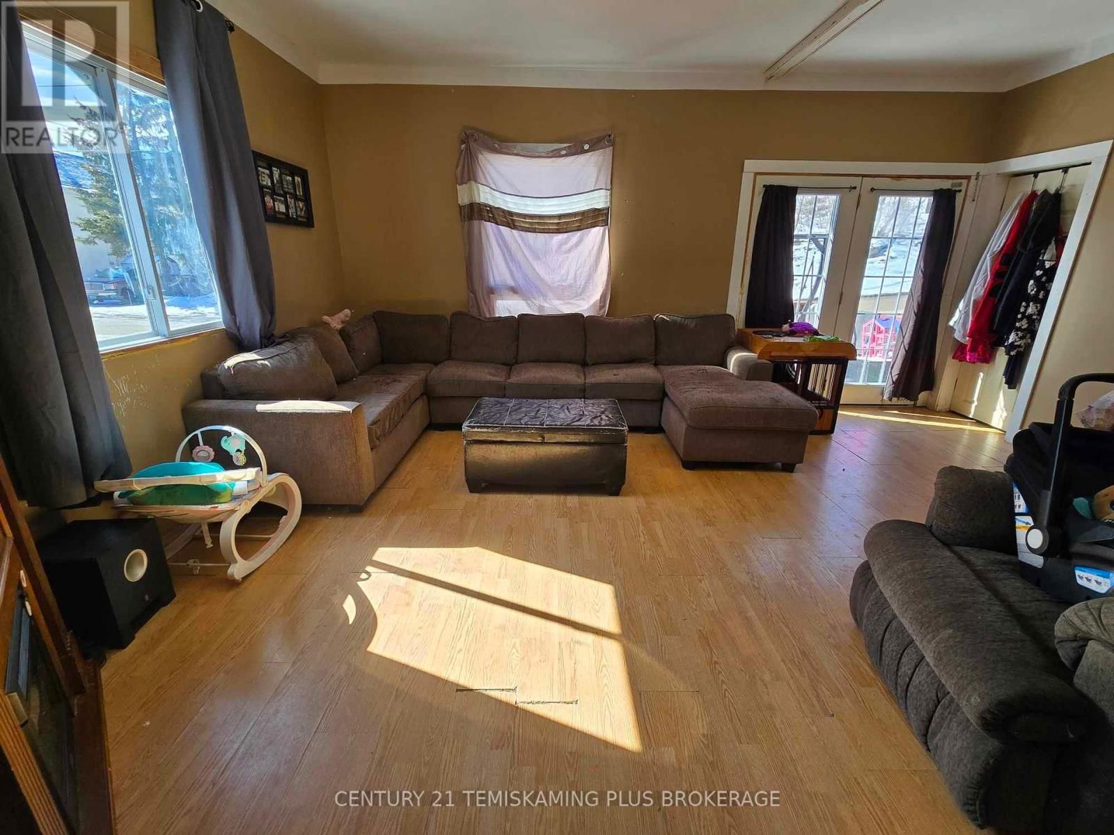 53 COBALT STREET Image 14