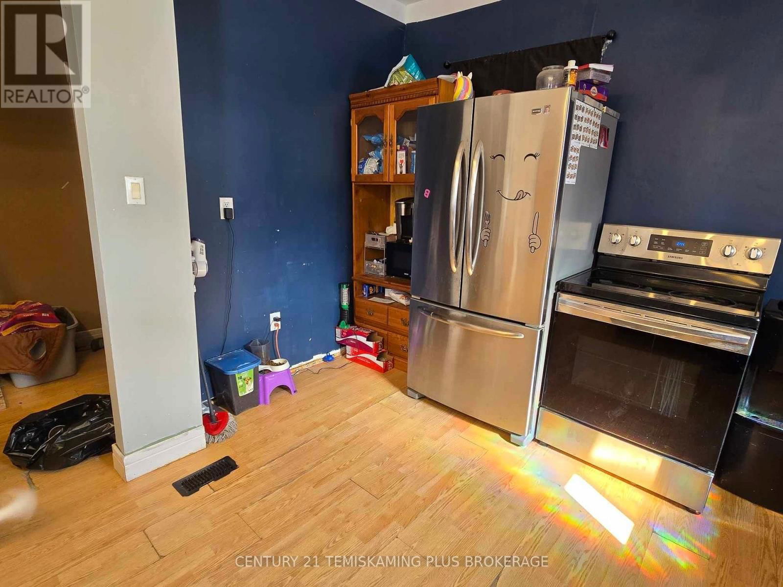 53 COBALT STREET Image 18