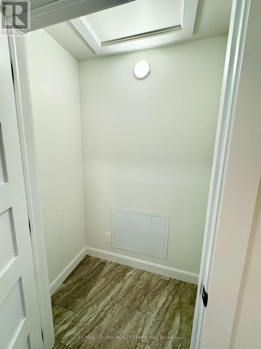 22 GOLF STREET Image 27