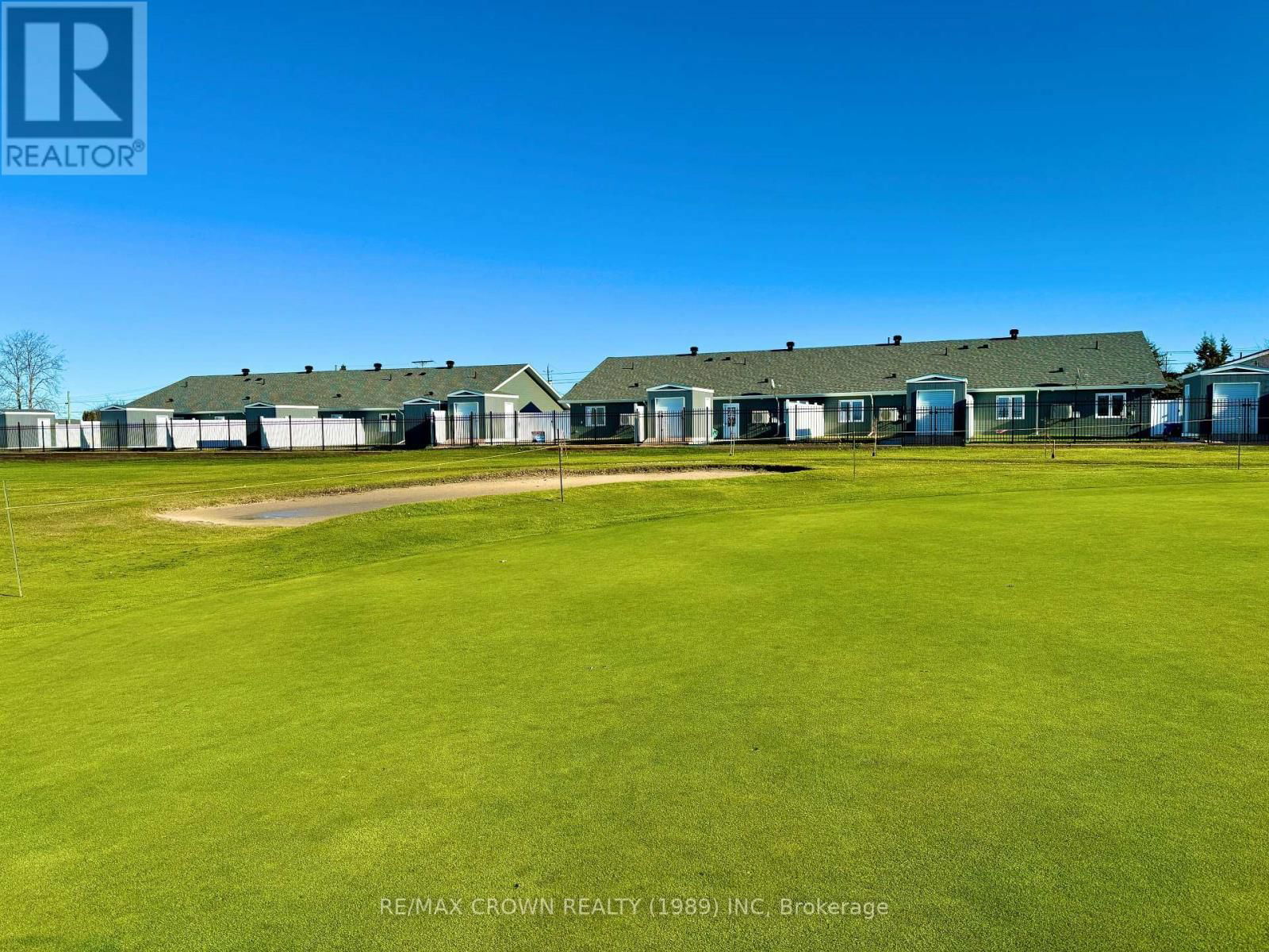 24 GOLF STREET Image 38