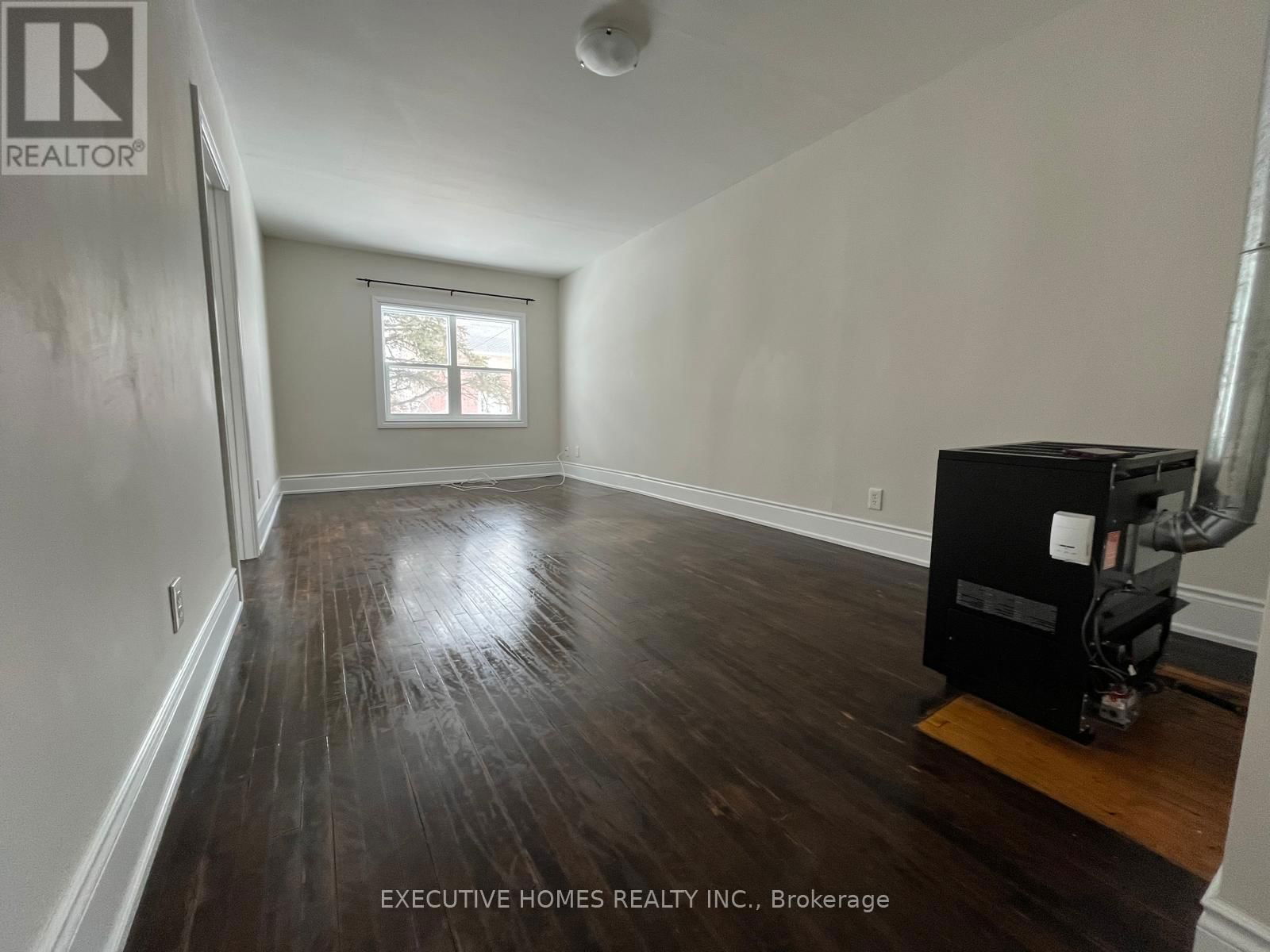 63 SECOND STREET EAST Image 12
