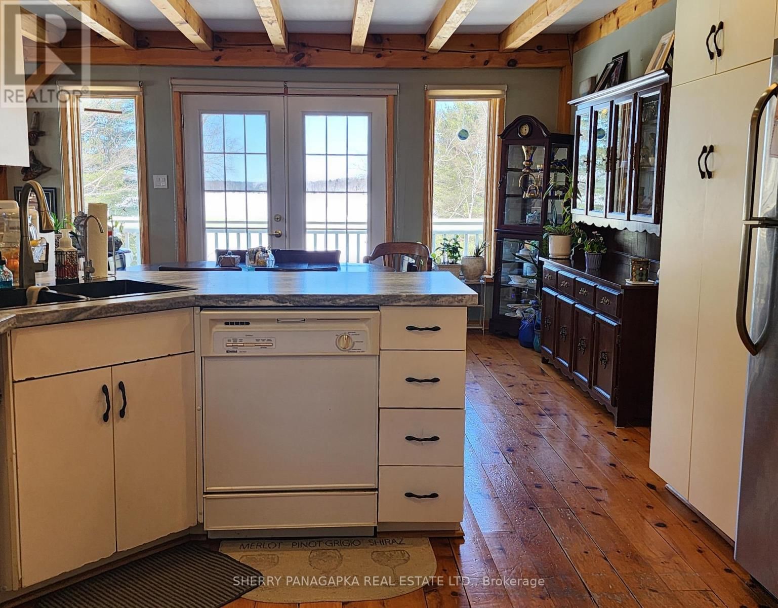 238 CRYSTAL BEACH ROAD Image 14