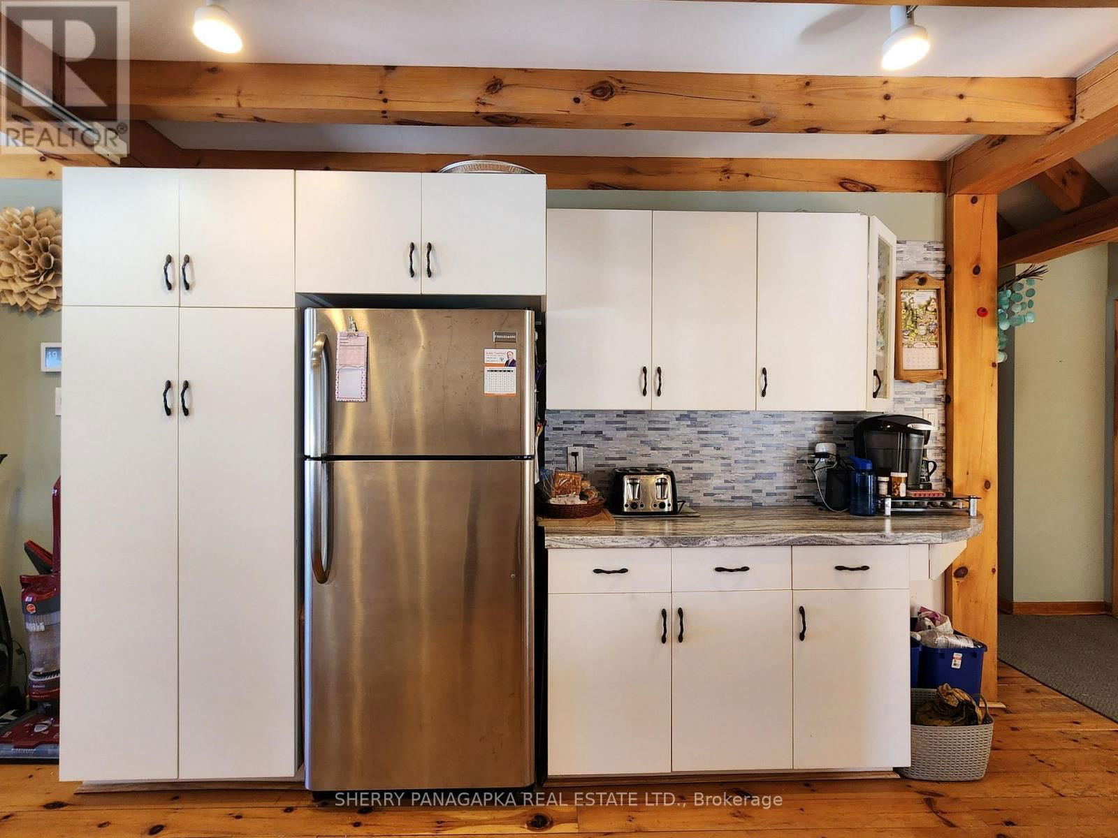 238 CRYSTAL BEACH ROAD Image 16