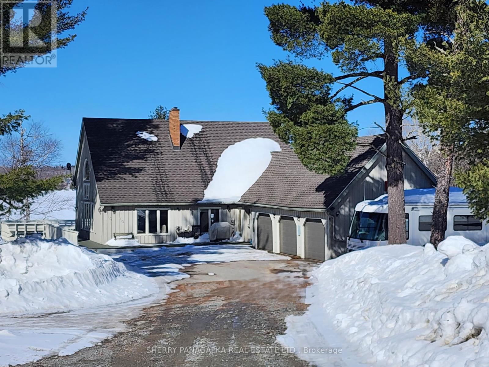 238 CRYSTAL BEACH ROAD Image 2