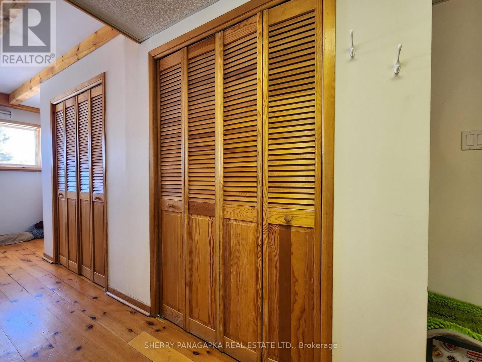 238 CRYSTAL BEACH ROAD Image 22