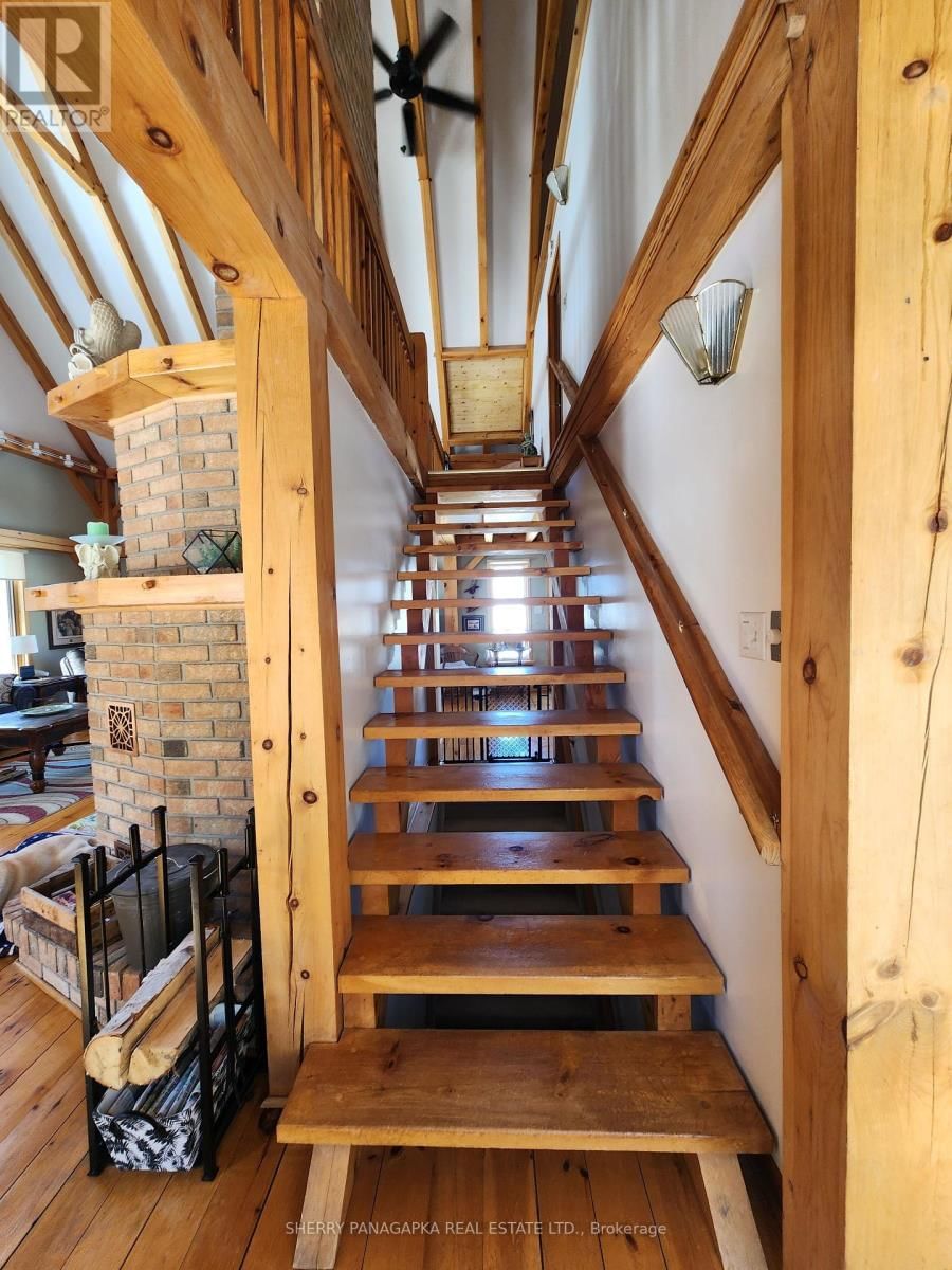 238 CRYSTAL BEACH ROAD Image 23