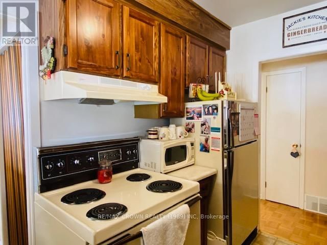 274 MAIN STREET Image 10