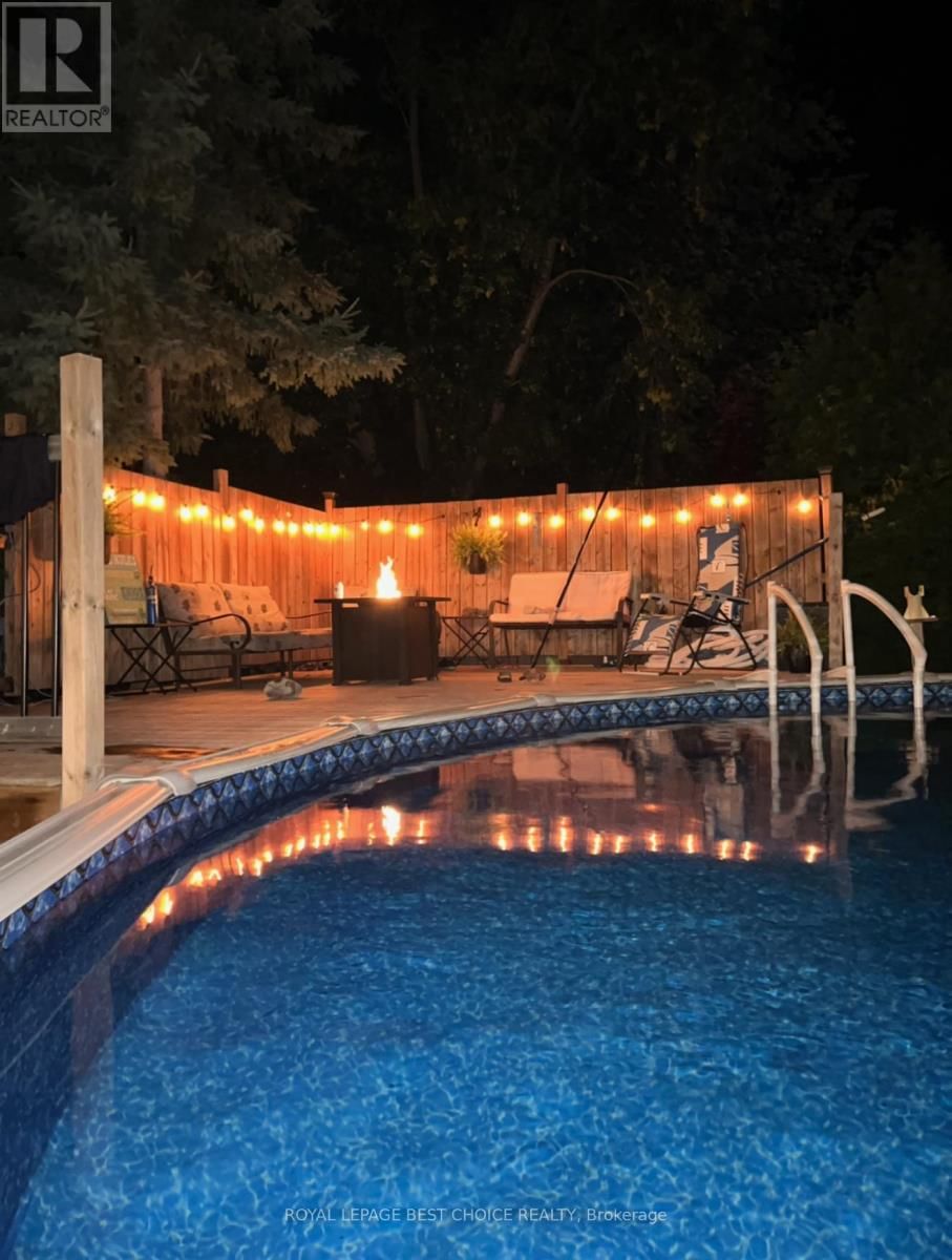 377 ALGONQUIN DRIVE Image 22