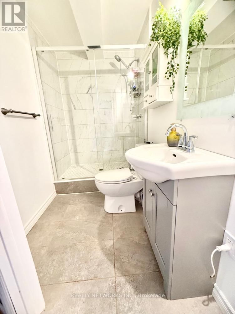 522 SPOONER DRIVE Image 13