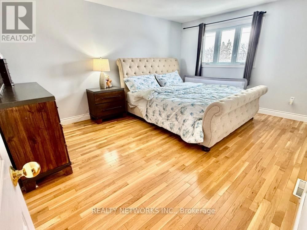 522 SPOONER DRIVE Image 14